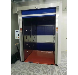 带升降平台货淋室
